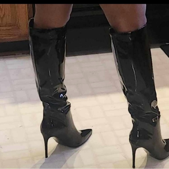 Patent Stilettos boots 4.3 in heel approx 16 tall, gold buckle, designer… - Picture 5 of 8